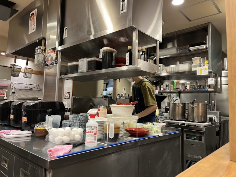 築地の中華そば 伊蔵八 エトモあざみ野店