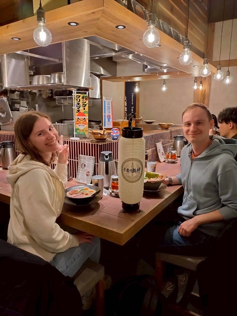 小麦の麺神 KITTE大阪店