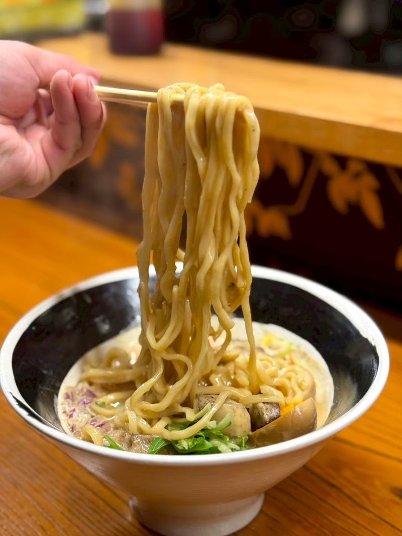 鶏白湯ラーメン すみか
