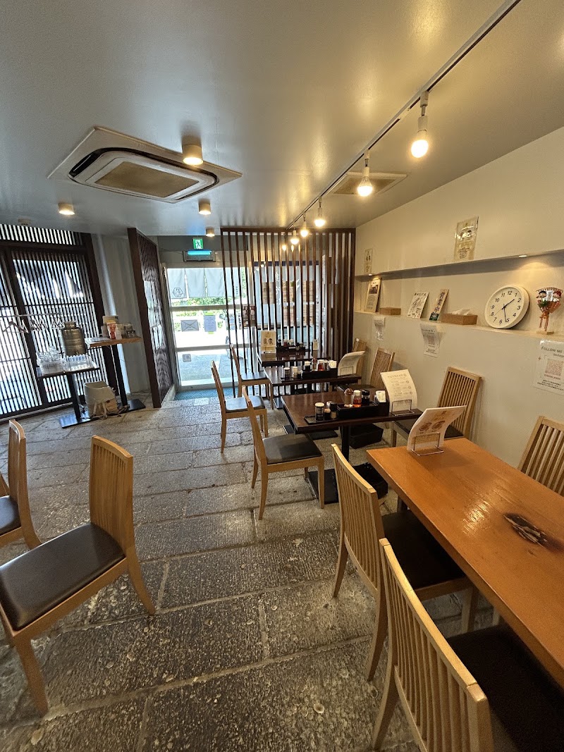 貝出汁らぁ麺 燈や 三島萩店