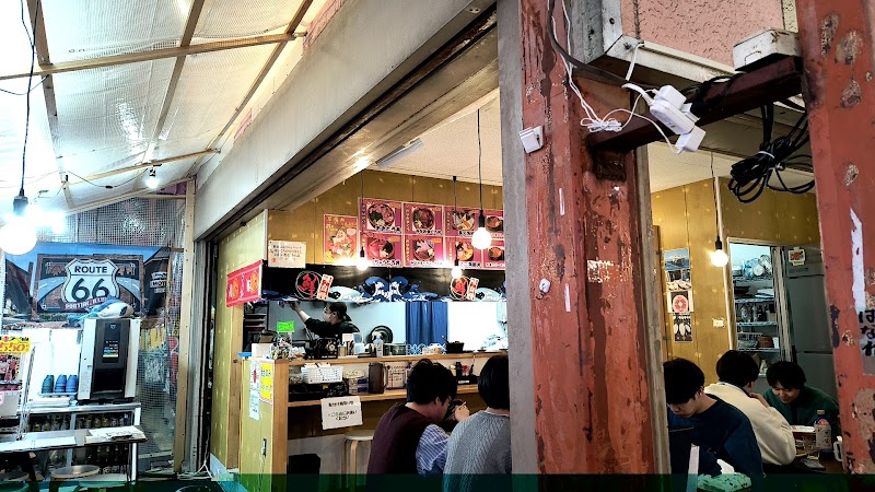 めしや長久の店舗写真