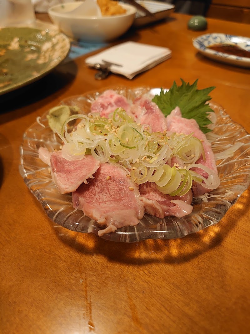 炭火焼 暖炉の店舗写真