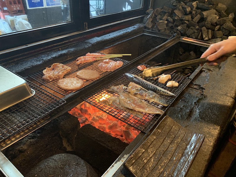 炭火焼干物食堂 越後屋 八十吉