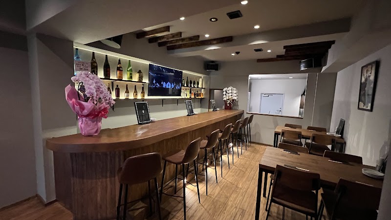 骨付鳥 鶖 -KAKESU- 八王子店の店舗写真