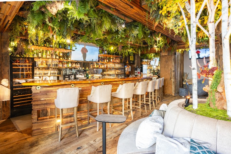 L.VERUS Tokyo -Cafe&Bar-