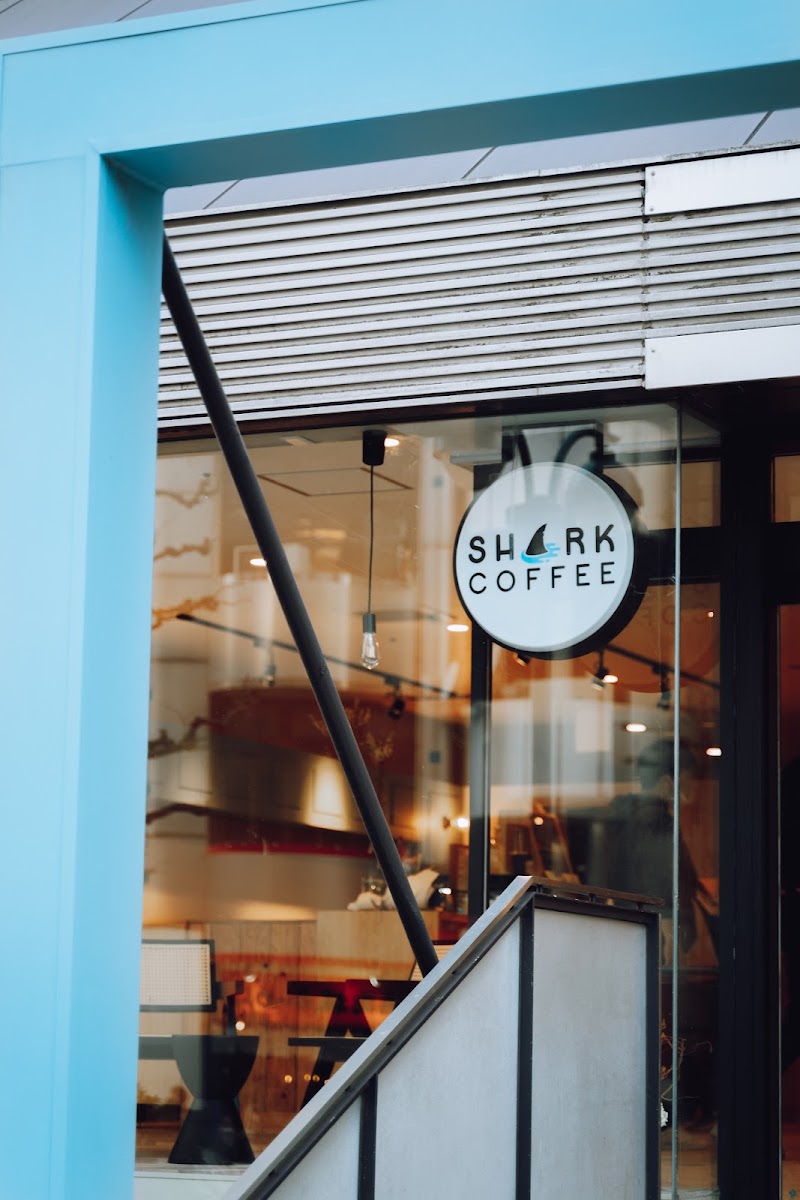 SHARK COFFEE