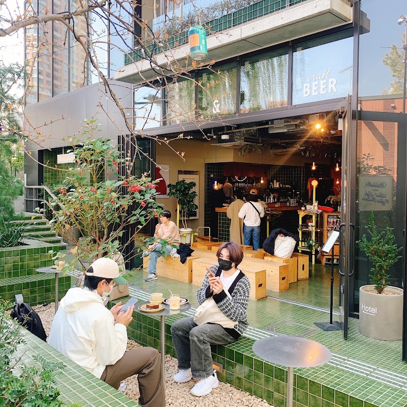 ABOUT LIFE COFFEE BREWERS 渋谷一丁目店