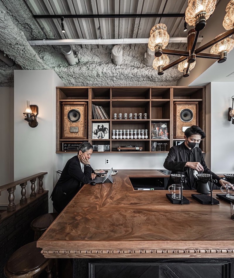GLITCH COFFEE GINZA