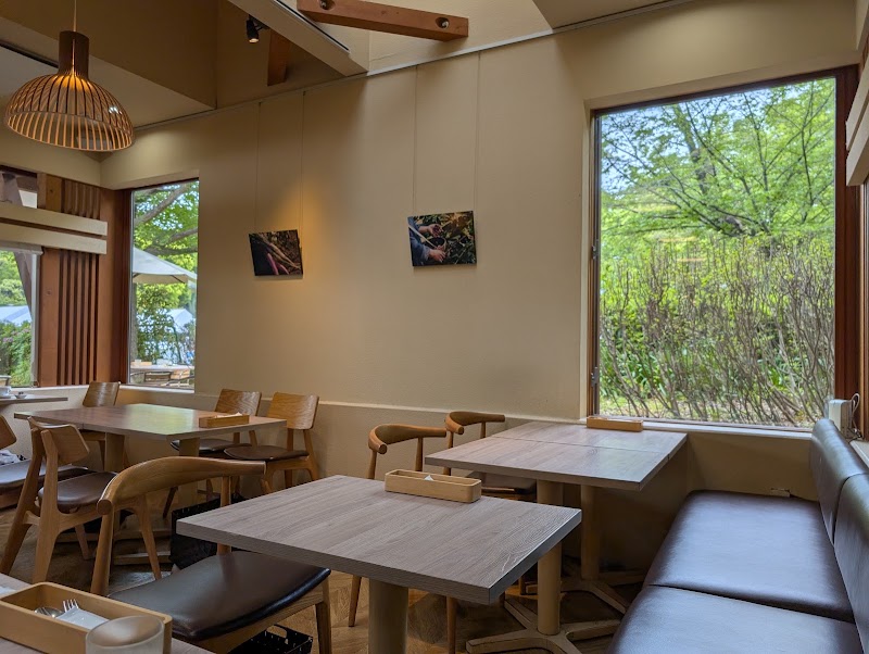 EVERYONEs CAFE 上野恩賜公園