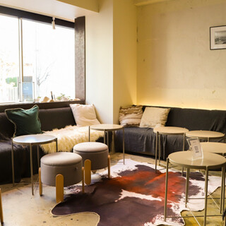 CAFE & DINING POKKE