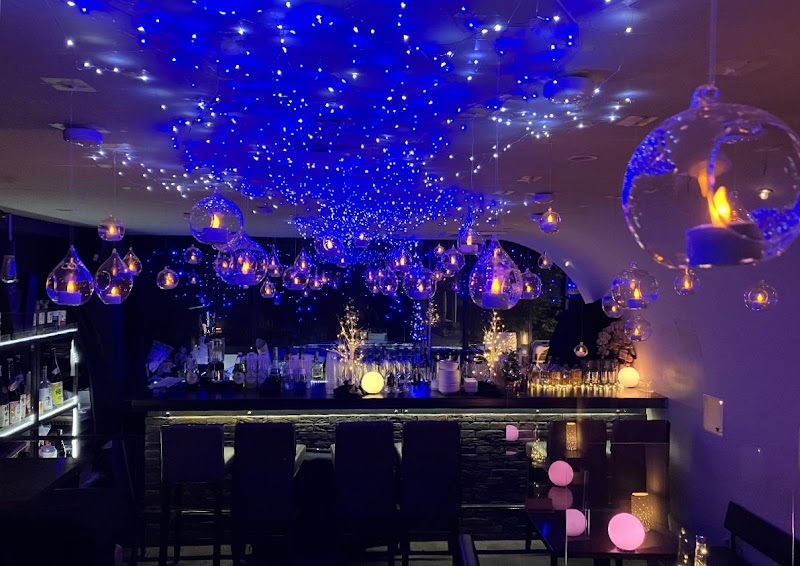 夜カフェ・夜パフェ SUN Tama Bar(サンタマバー)★スイーツもお酒も楽しめるお店の店舗写真