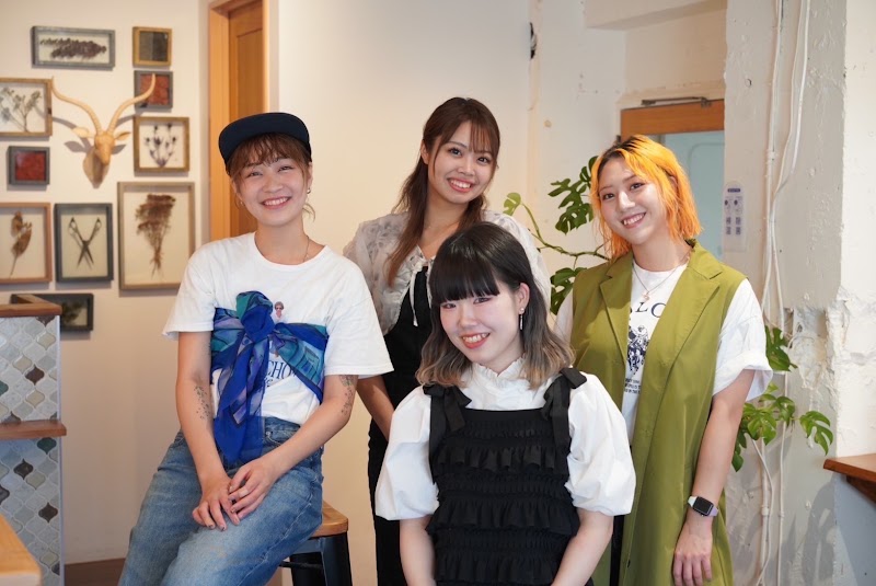 MINTing Hair Salon / Make-up