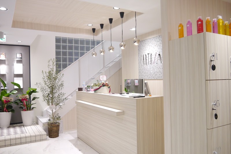 EARTH 関内店