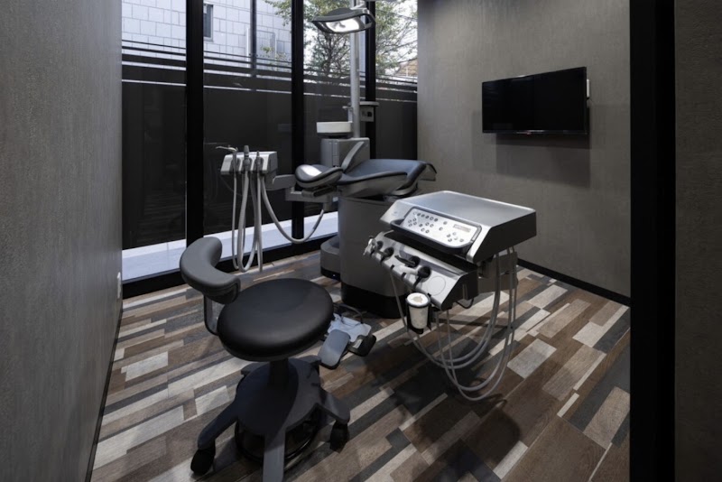 K Dental Clinic 天六
