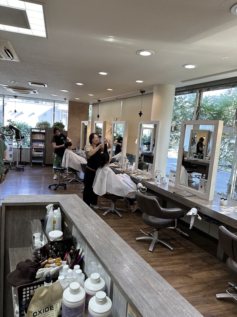 美容室 fleur 千葉店の店舗写真