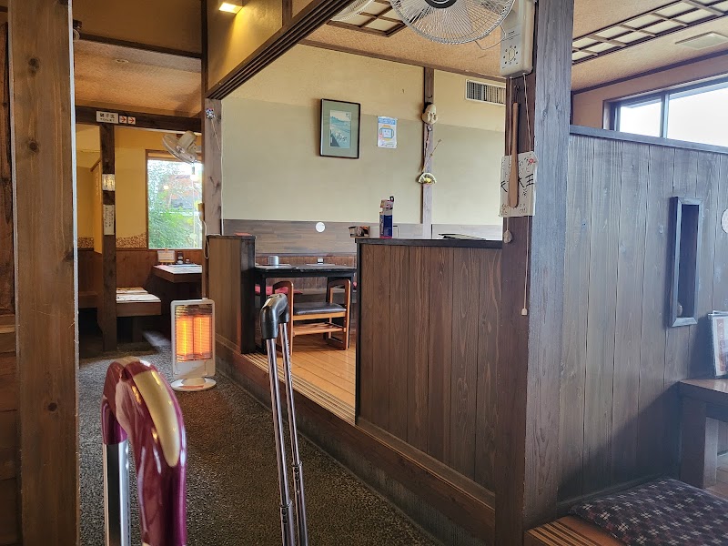 郷土料理麦屋 城山店