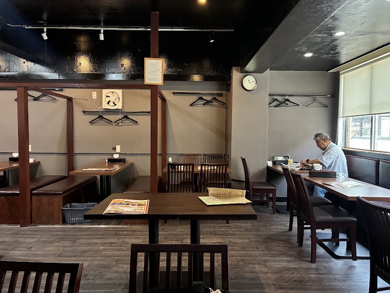 アダルサ 八王子店