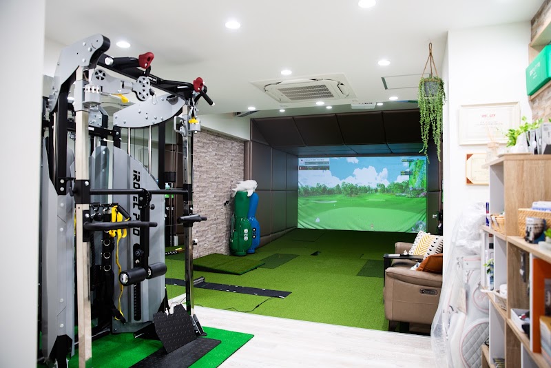曙橋インドアゴルフHideaway Golf Club 若松河田店